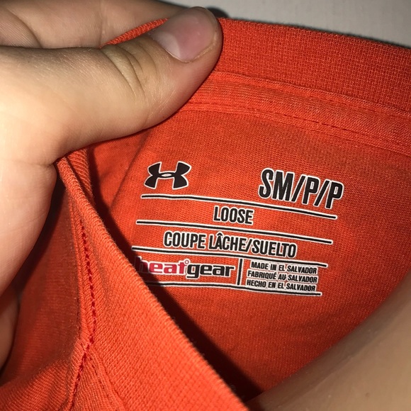 Under Armour T-Shirt Size Small - Picture 5 of 7